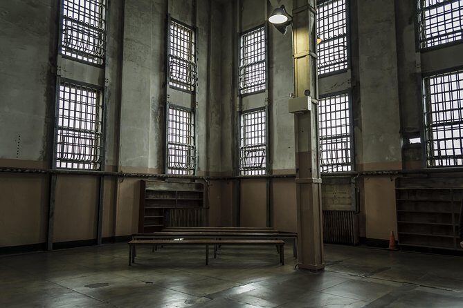 Alcatraz Island Tour Package - Cellhouse time and the “don’t freak out” warning