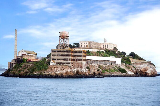 Alcatraz Night Tour with SF Bay Cruise - Inside the Alcatraz Night Tour: Audio Guide, Exhibits, and Inmate Stories