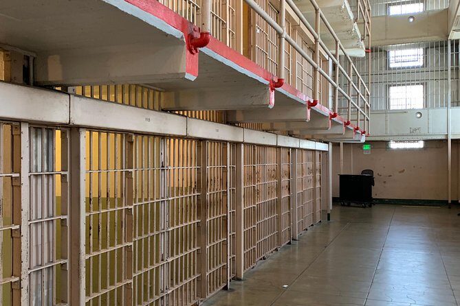 Alcatraz with Muir Woods and Sausalito Tour - A Scenic Sampler: SF Icons, Redwoods, and Alcatraz