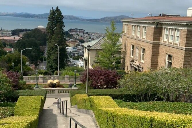 Billionaire Row and Palace of Fine Art Walking Tour - Stop 1: Alta Plaza Park Opens the Story in the Best Possible Way