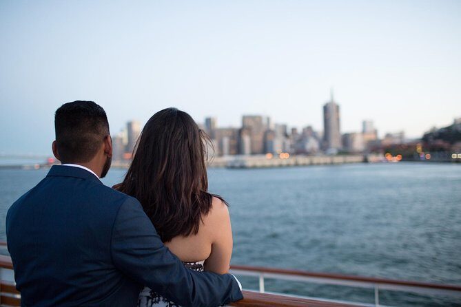 City Cruises San Francisco: Signature Dinner Cruise - The Route and Sights: From Alcatraz to Oracle Park