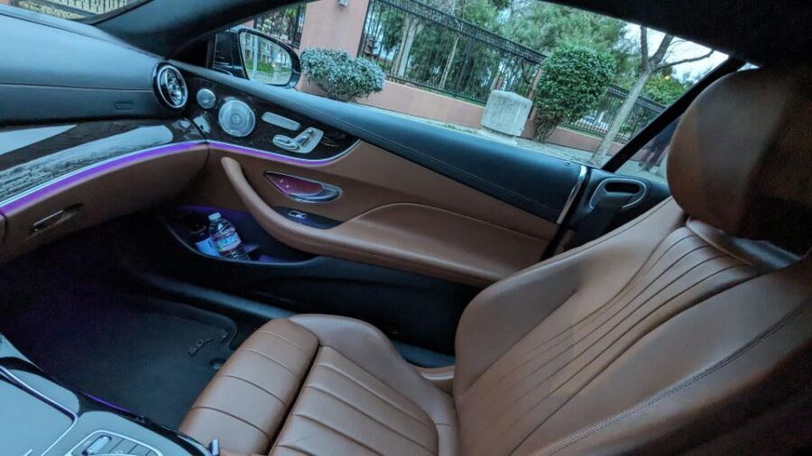 Custom Private Tour in a Luxurious Mercedes - North Beach (15 minutes): Small Streets, Big Personality