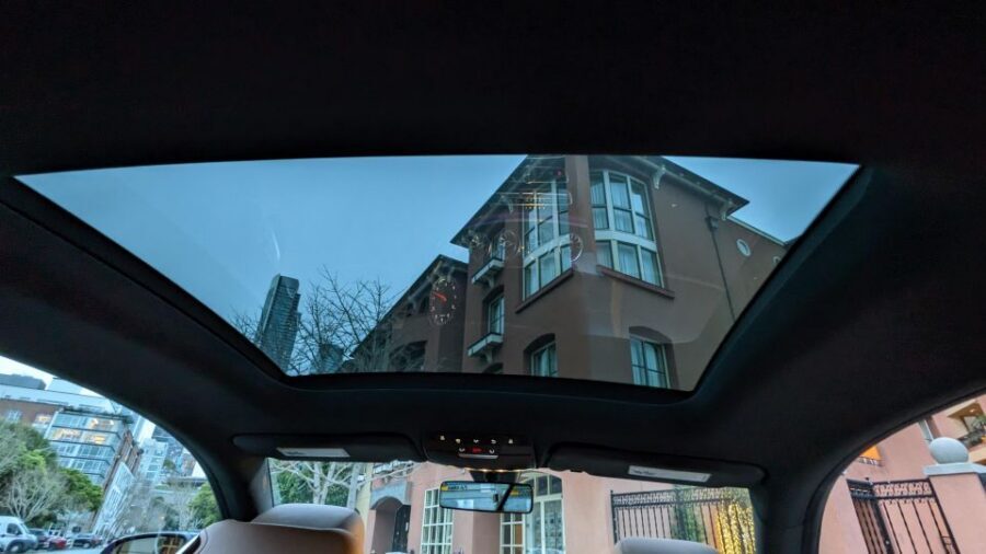 Custom Private Tour in a Luxurious Mercedes - Lombard Street (1070 Lombard St) Between Jones and Hyde: The World’s Most Famous Switchbacks