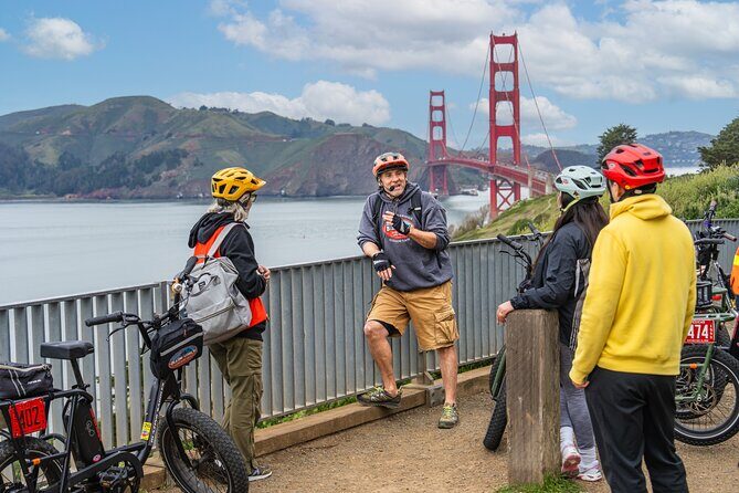 Electric Bike Tour De San Francisco - Meeting at 721 Beach St and Getting Ready to Roll