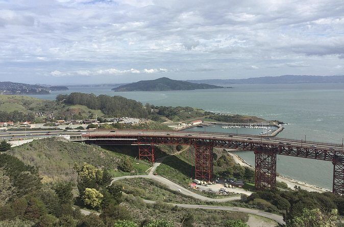 Golden Gate Bridge Bike Rental (Includes Free Helmet & Lock) - What’s Included: Helmet, U-Lock, Map (And Why That’s a Big Deal)