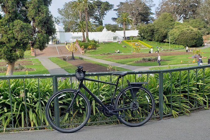 Golden Gate Park Bike Rentals - Haight-Ashbury start: easy access to Golden Gate Park