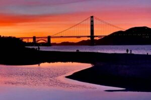 Picture your best SF tour ever! (Epic Bay Area photo adventures) - Golden Gate Bridge: picture the bridge, then picture the moment