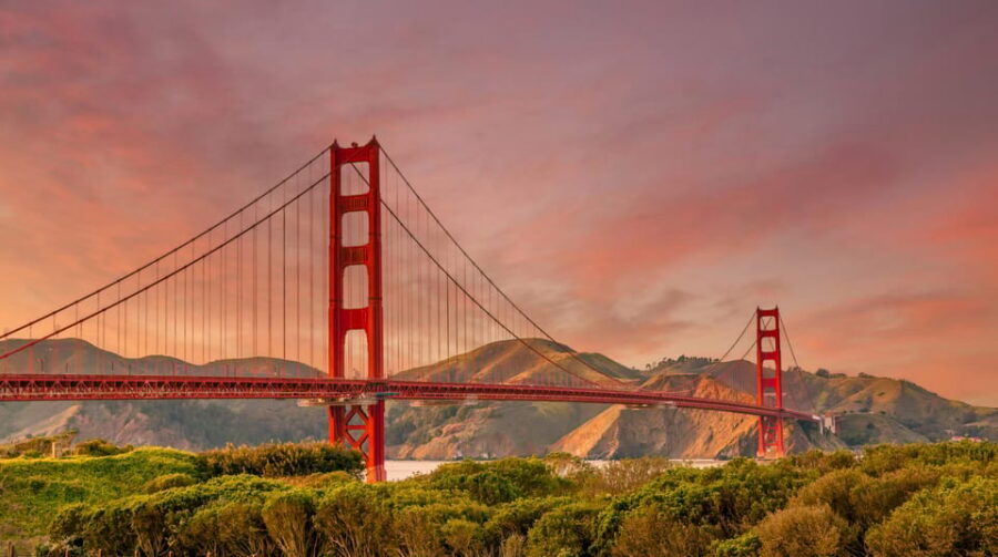 Portrait Session at Golden Gate Bridge SF - The flow of your portrait session at the bridge