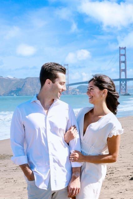 Portrait Session at Golden Gate Bridge SF - What to wear and bring: simple choices that photograph well