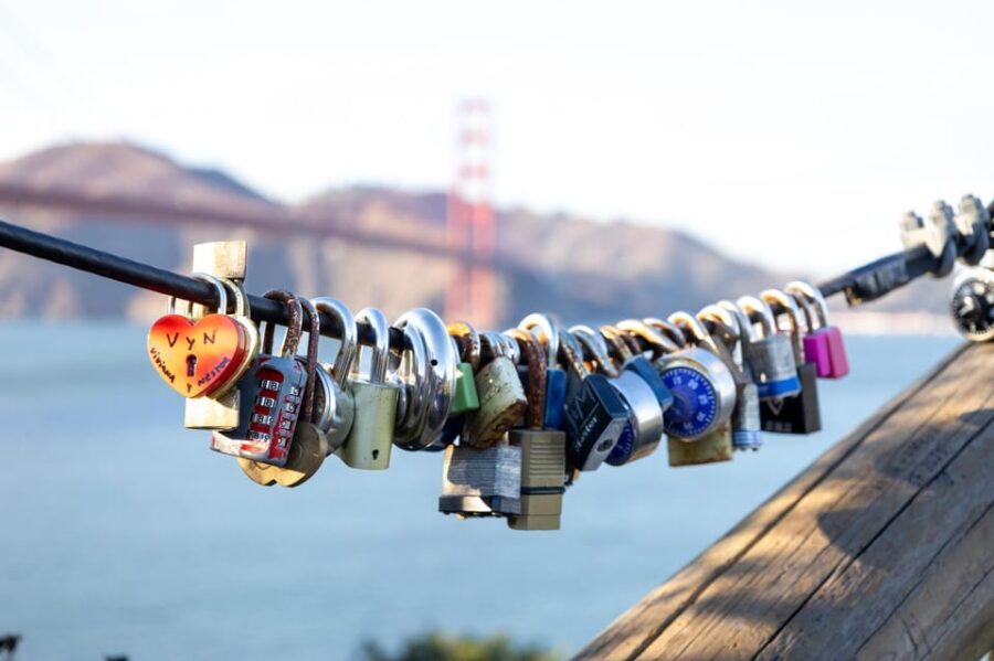 Portrait Session at Golden Gate Bridge SF - Price for up to 4: what you’re really paying for