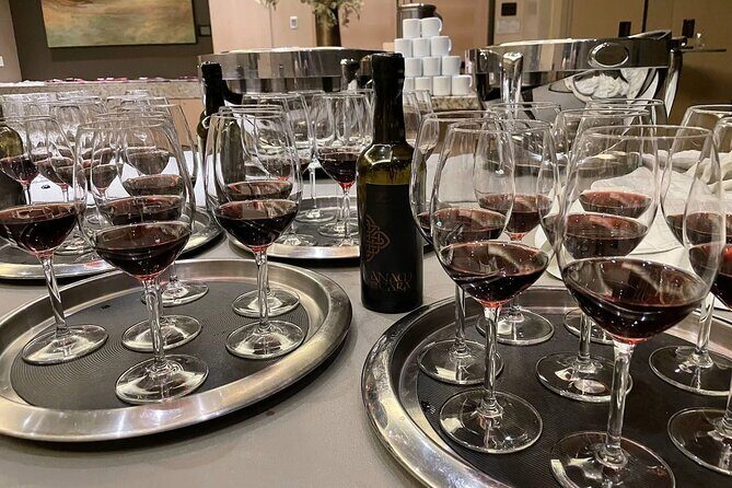 Private Sommelier-led Sonoma or Napa Wine Country Tour in VW Van - Entering Sonoma: small wineries and why they feel personal