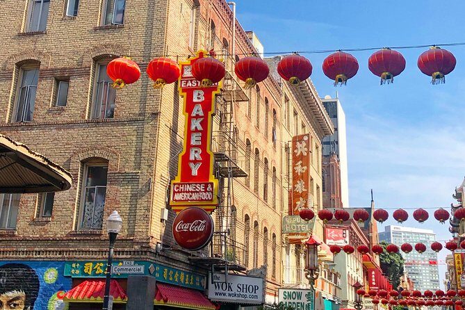 San Francisco Chinatown, Russian Hill, And North Beach Tour - The guide makes it: stories, pace, and staying flexible