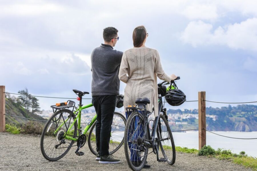 San Francisco: City Highlights Guided eBike Tour - Hayes Valley first: a neighborhood warm-up with an easy photo stop