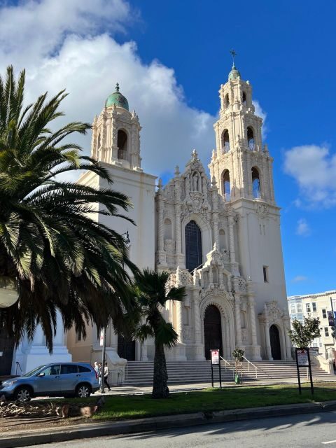 San Francisco : Mission and Castro districts tour in French - Meet at Cafe de Casa: Castro to Mission in a single route