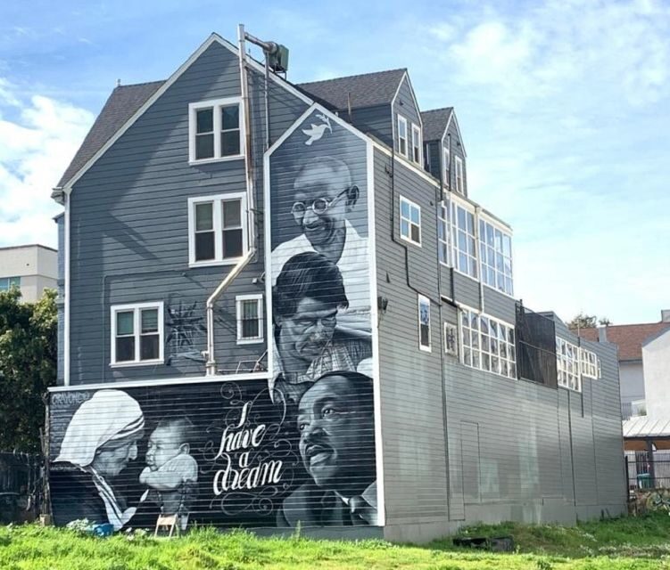 San Francisco: Mission District Food & History Walking Tour - Balmy Alley murals: art as political memory