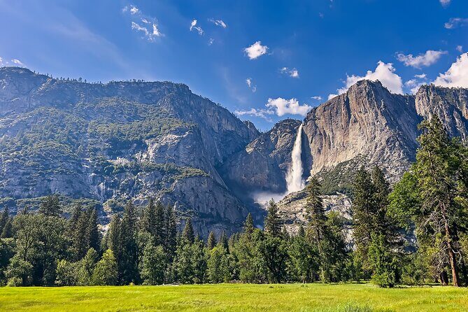 San Francisco: Yosemite, Las Vegas, Grand Canyon, 6-Day Tour - Las Vegas by Day: Outlets, the Strip Tour, and Showtime at Your Own Pace