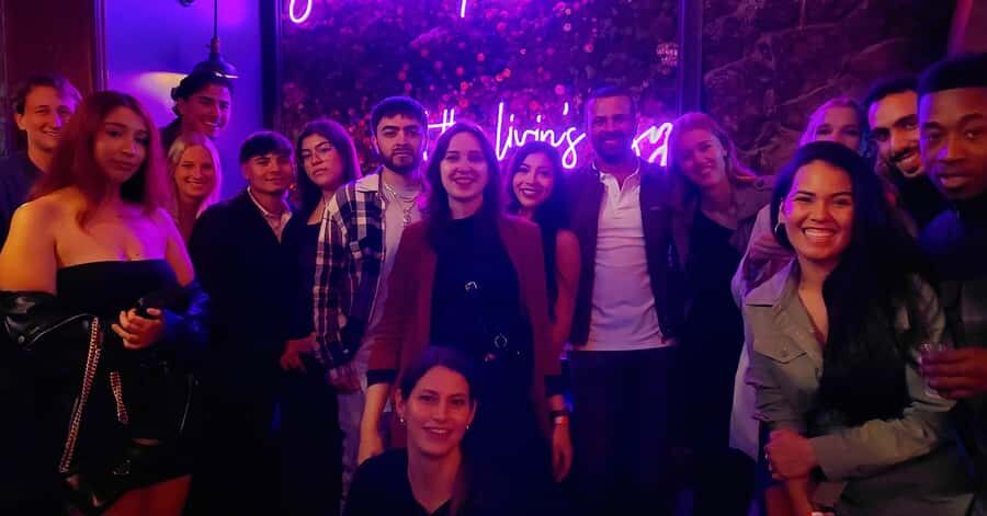 SF Pub Crawl and Clubbing Experience - The Hawthorn Club note: why venue crowds vary so much