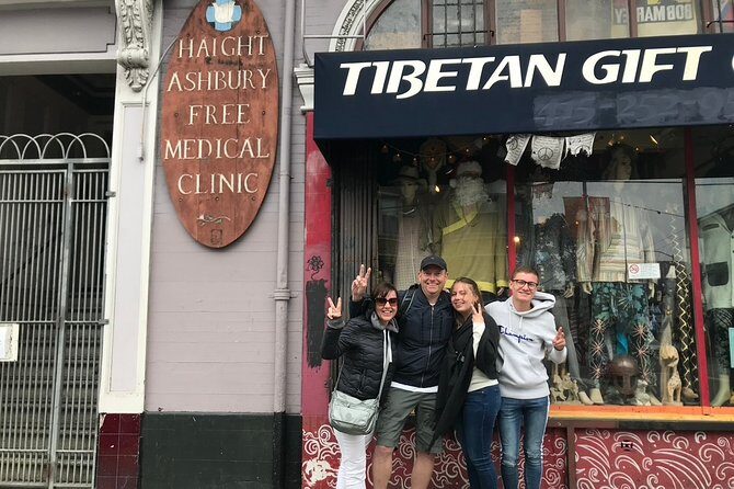 "Summer of Love" tour in Haight-Ashbury in French - Price and value: is $62.78 worth it?