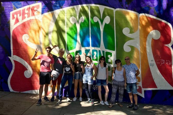 "Summer of Love" tour in Haight-Ashbury in French - Tips: how to think about paying the guide