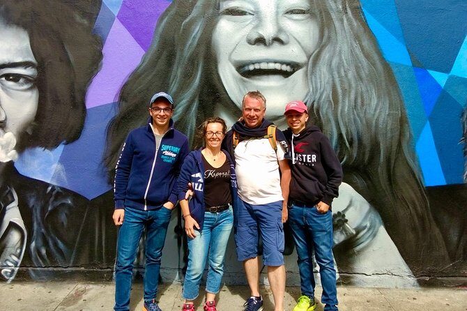 "Summer of Love" tour in Haight-Ashbury in French - Planning tips so the tour feels easy