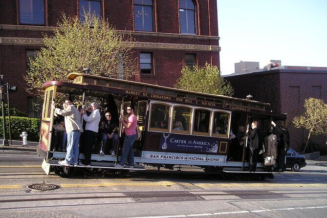 Track and Talk, San Francisco Cable Car Tour with Audio Guide - Entering the Powell-Market world: what the tour is built around