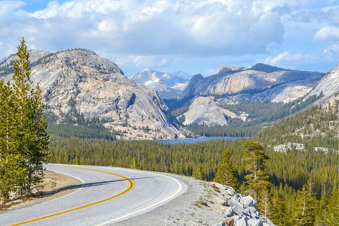 Yosemite and Tahoe from San Francisco: 4 Day Sierra Nevada Tour - Getting from San Francisco to the Sierra starts at 8:00