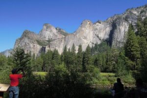 Yosemite National Park: Full Day Tour from San Francisco - The 1-hour guided bus loop: classic Yosemite icons, with set viewpoints