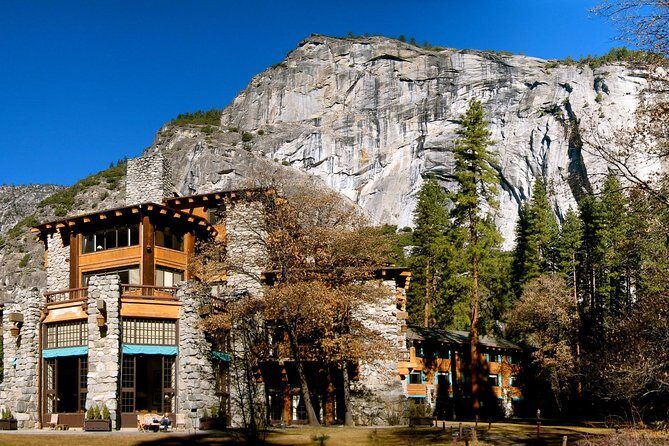 Yosemite National Park - One Way Trip - Entering Yosemite: the guided bus tour sets the agenda